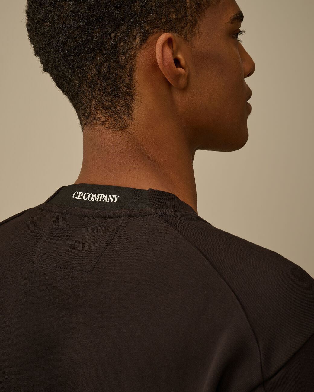 C.P Company | Diagonal Raised Fleece Crewneck Lens Sweatshirt